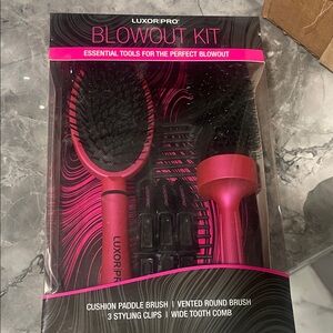 Pink Blowout Kit